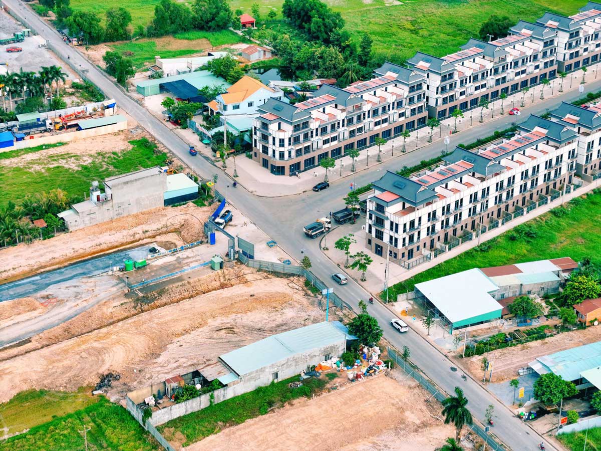 Tien do xay dung Vinhomes Green City thang 4.2025 3 - Vinhomes Green City